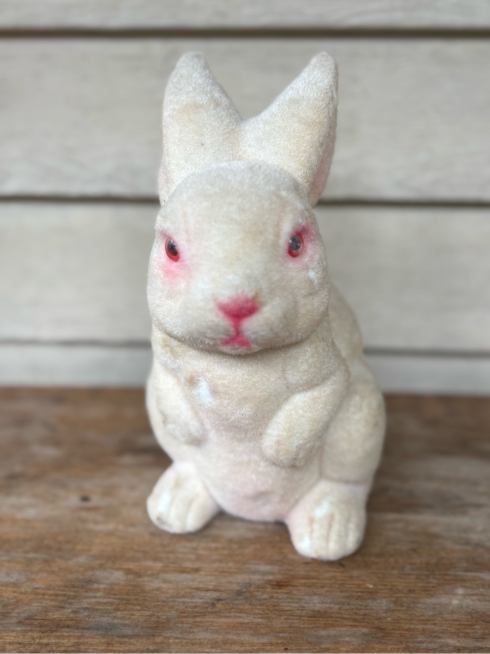 VTG white flocked plastic bunny rabbit bank with red eyes and pink accents